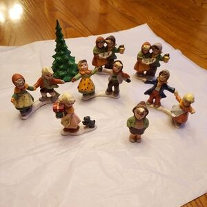 Lot of 7 Provincial Mold 1982 and 1 Duncan Ceramic 1975, Christmas figurines